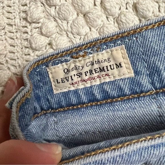 Levis Womens Jeans Wedgie Straight 28 Light Wash Blue Button Fly High Rise Denim - Picture 5 of 7